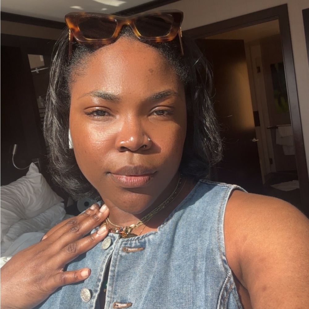 Meet your Posher, Chris ann